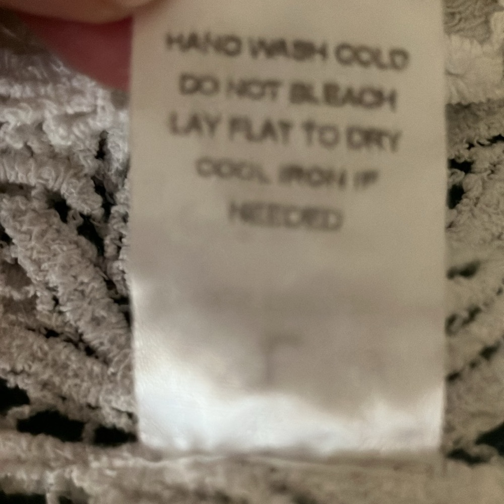 BRITTANY BLACK SZ LG BRIGHT WHITE SWIMSUIT COVERUP - Picture 8 of 8